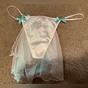 “Bride” panties with removable “train”, Victoria’s Secret size M. NWT